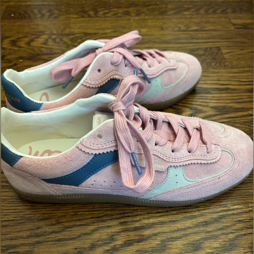 Sam Edelman pink/navy Kallen Sneakers